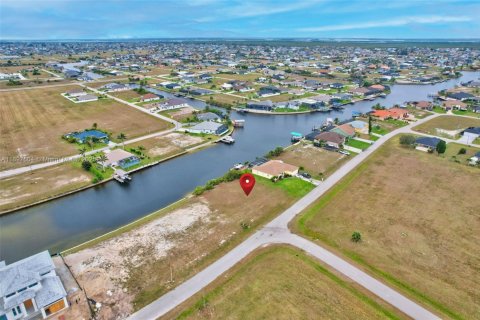 Terrain à vendre à Cape Coral, Floride № 2081549 - photo 10