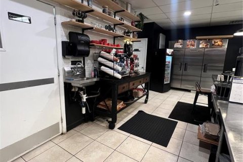Commercial property in Orlando, Florida № 1826668 - photo 8