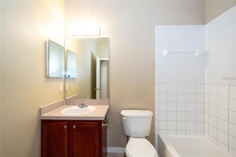 Townhouse in Wesley Chapel, Florida 3 bedrooms, 135.64 sq.m. № 1844436 - photo 18