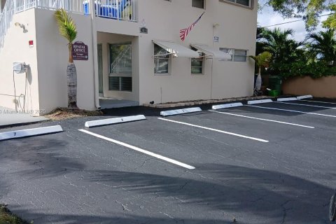 Apartment in Oakland Park, Florida 2 bedrooms № 1954905 - photo 18