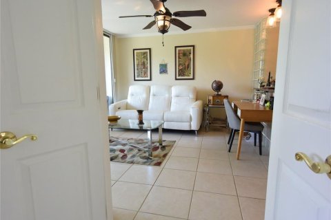 Condominio en venta en Sarasota, Florida, 2 dormitorios, 98.94 m2 № 2149986 - foto 6