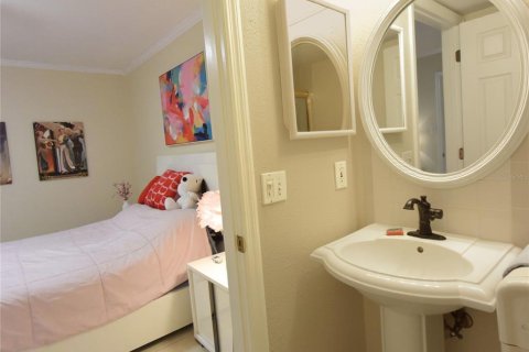 Condominio en venta en Sarasota, Florida, 2 dormitorios, 98.94 m2 № 2149986 - foto 17
