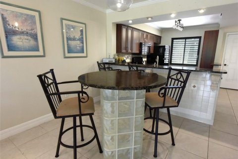 Condominio en venta en Sarasota, Florida, 2 dormitorios, 98.94 m2 № 2149986 - foto 4