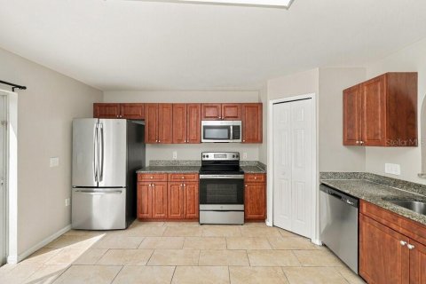 Villa ou maison à louer à Riverview, Floride: 4 chambres, 196.95 m2 № 2389433 - photo 7