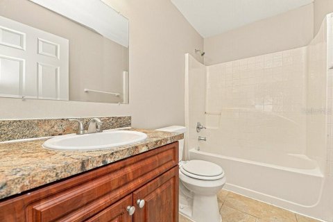 Villa ou maison à louer à Riverview, Floride: 4 chambres, 196.95 m2 № 2389433 - photo 16