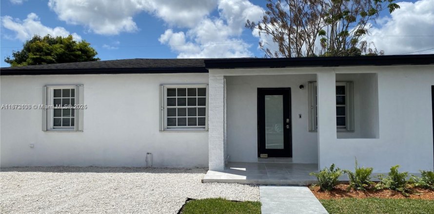 Casa en Miami, Florida 3 dormitorios № 1925898