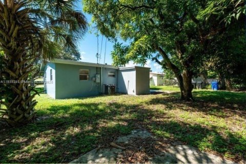 House in Fort Lauderdale, Florida 3 bedrooms, 83.61 sq.m. № 1830156 - photo 19