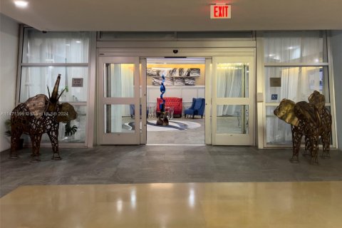 Copropriété à louer à Miami Beach, Floride: 46.45 m2 № 1977959 - photo 23