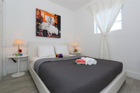 Condominio en venta en Miami Beach, Florida, 2 dormitorios, 68.65 m2 № 1992778 - foto 6