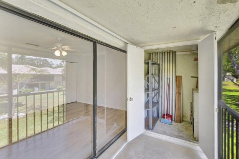 Купить кондоминиум в Бока-Ратон, Флорида 2 спальни, 81.1м2, № 1171329 - фото 1