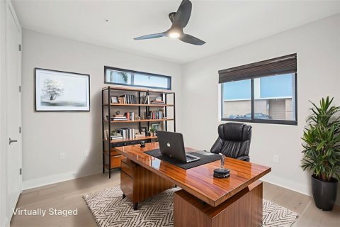 Adosado en venta en Saint Petersburg, Florida, 3 dormitorios, 194.07 m2 № 1835278 - foto 14