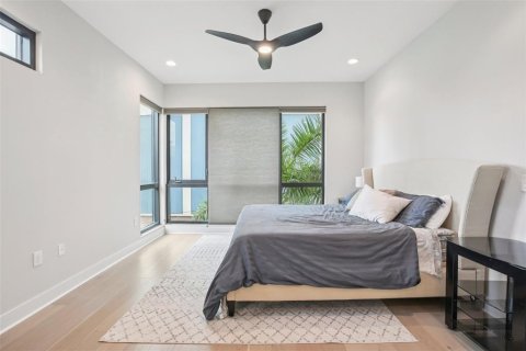 Adosado en venta en Saint Petersburg, Florida, 3 dormitorios, 194.07 m2 № 1835278 - foto 20
