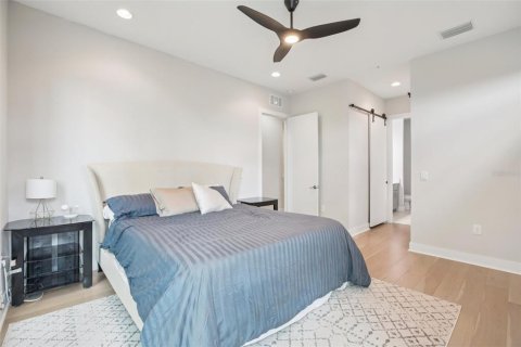 Adosado en venta en Saint Petersburg, Florida, 3 dormitorios, 194.07 m2 № 1835278 - foto 19