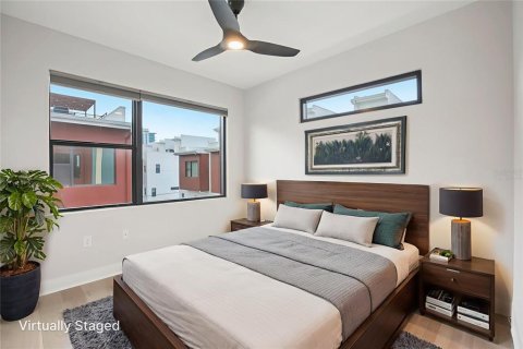 Adosado en venta en Saint Petersburg, Florida, 3 dormitorios, 194.07 m2 № 1835278 - foto 16