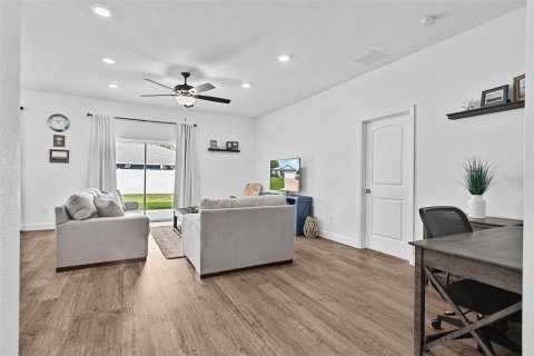 Villa ou maison à vendre à Palm Coast, Floride: 3 chambres, 169.18 m2 № 2347896 - photo 19