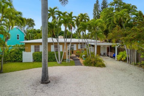 Casa en venta en Key West, Florida, 3 dormitorios, 159.23 m2 № 2026999 - foto 2