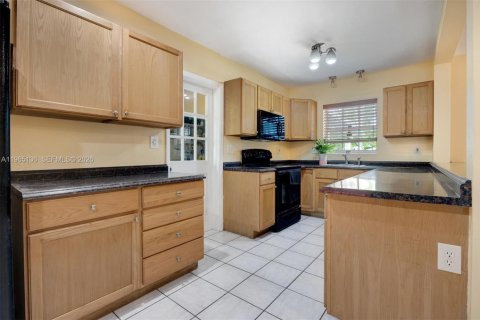 Casa en venta en Key West, Florida, 3 dormitorios, 159.23 m2 № 2026999 - foto 10