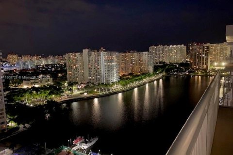 Купить кондоминиум в Авентура, Флорида 2 спальни, 116.22м2, № 1745906 - фото 2