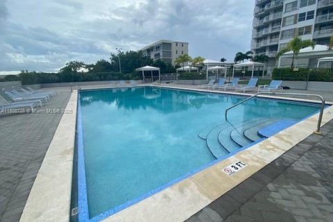 Купить кондоминиум в Авентура, Флорида 2 спальни, 116.22м2, № 1745906 - фото 18