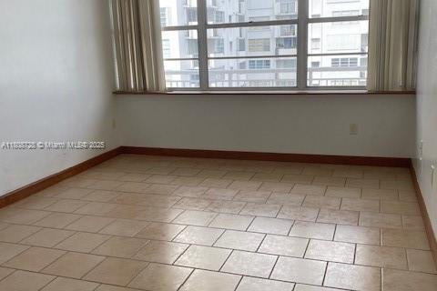 Купить кондоминиум в Авентура, Флорида 2 спальни, 116.22м2, № 1745906 - фото 6