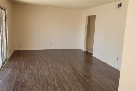 Copropriété à louer à Orlando, Floride: 2 chambres, 108.23 m2 № 2415369 - photo 10