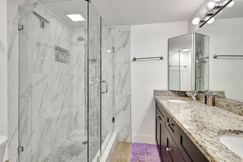 Townhouse in West Palm Beach, Florida 2 bedrooms, 114.83 sq.m. № 2247247 - photo 27