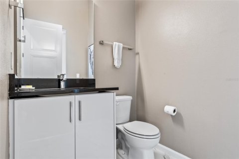 House in Davenport, Florida 13 bedrooms, 607.77 sq.m. № 1025996 - photo 26