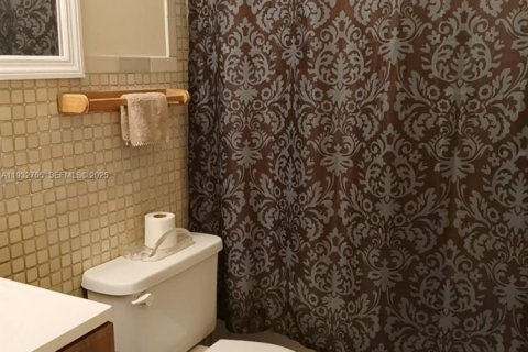 Купить виллу или дом в Майами, Флорида 4 спальни, 129.78м2, № 1991603 - фото 8