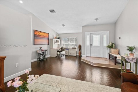 Villa ou maison à vendre à Homestead, Floride: 4 chambres, 170.38 m2 № 2065019 - photo 11