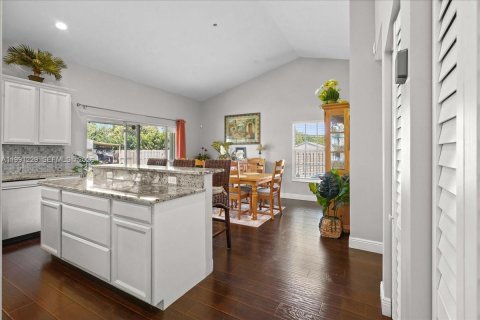 Villa ou maison à vendre à Homestead, Floride: 4 chambres, 170.38 m2 № 2065019 - photo 3