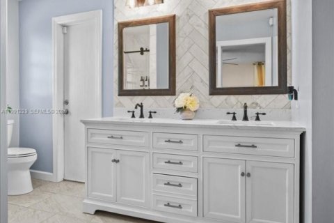 Villa ou maison à vendre à Homestead, Floride: 4 chambres, 170.38 m2 № 2065019 - photo 5