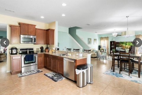 House in Clermont, Florida 6 bedrooms, 332.5 sq.m. № 1673396 - photo 9