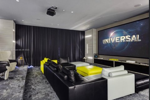 Condo in Miami, Florida, 1 bedroom  № 1753148 - photo 26