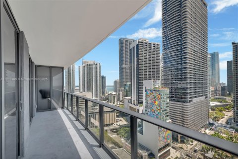 Condo in Miami, Florida, 1 bedroom  № 1753148 - photo 17