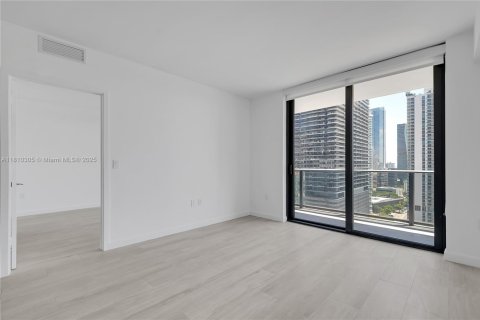 Condo in Miami, Florida, 1 bedroom  № 1753148 - photo 8