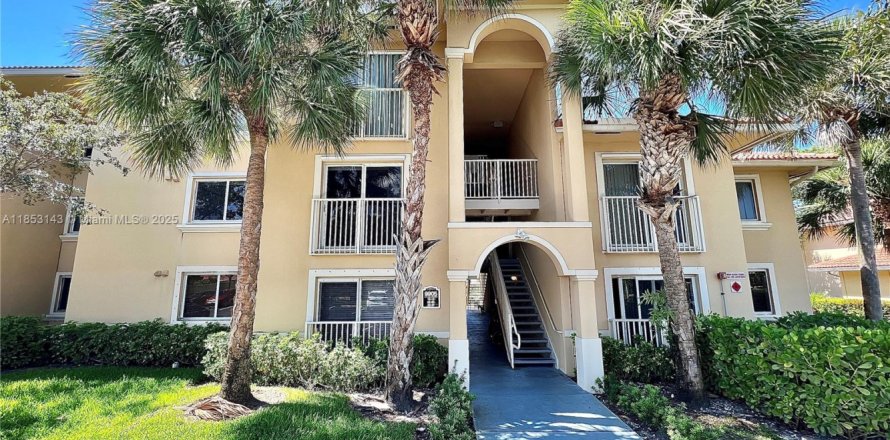 Condo à Tamarac, Floride, 2 chambres № 1877608