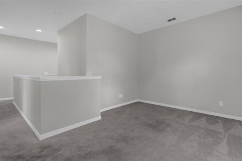Townhouse in Apopka, Florida 3 bedrooms, 191.75 sq.m. № 2305114 - photo 29