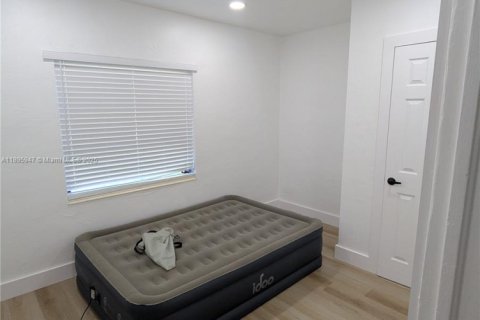 Снять в аренду виллу или дом в Майами, Флорида 3 спальни, 177.07м2, № 1950276 - фото 8