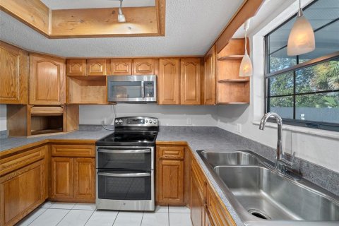 Casa en venta en Ocala, Florida, 3 dormitorios, 142.14 m2 № 1904593 - foto 11