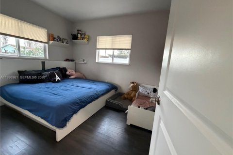 Casa en venta en Hollywood, Florida, 3 dormitorios, 122.26 m2 № 2058747 - foto 7