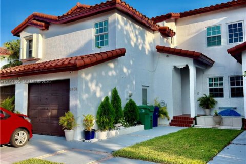 Touwnhouse à vendre à Cutler Bay, Floride: 3 chambres, 120.12 m2 № 2273761 - photo 3