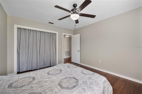 Casa en venta en Haines City, Florida, 3 dormitorios, 227.05 m2 № 2204162 - foto 19
