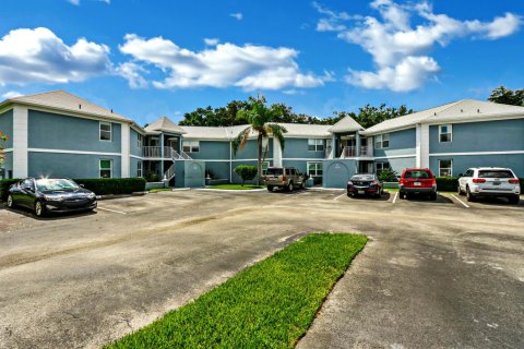 Copropriété à vendre à Stuart, Floride: 2 chambres, 111.48 m2 № 2185242 - photo 18