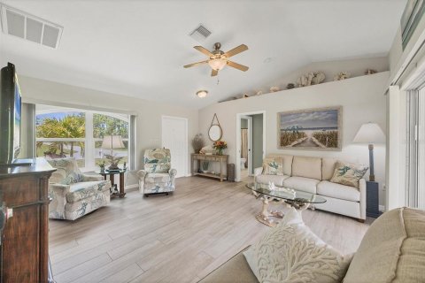 Villa ou maison à vendre à Port Charlotte, Floride: 3 chambres, 119.01 m2 № 1901275 - photo 8