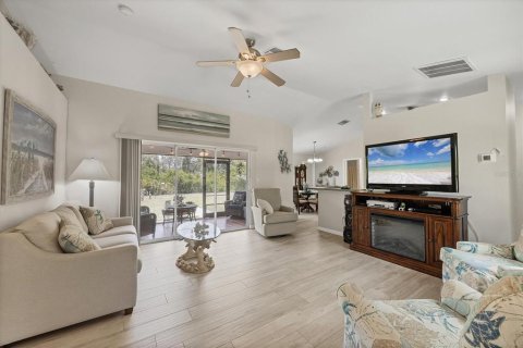 Villa ou maison à vendre à Port Charlotte, Floride: 3 chambres, 119.01 m2 № 1901275 - photo 9