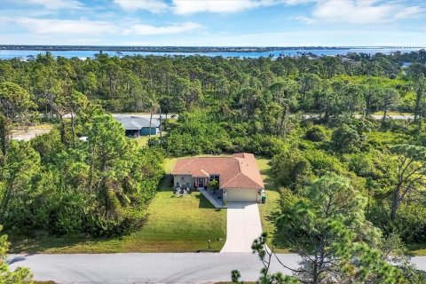 Villa ou maison à vendre à Port Charlotte, Floride: 3 chambres, 119.01 m2 № 1901275 - photo 5