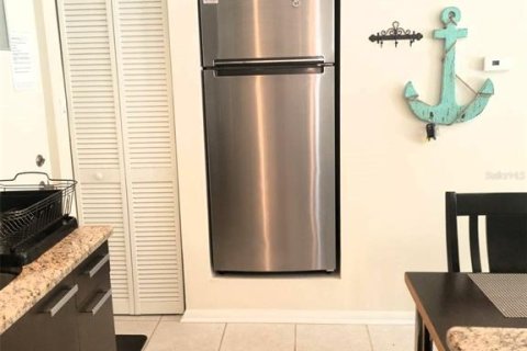 Condo in Clearwater, Florida, 2 bedrooms  № 2204583 - photo 8