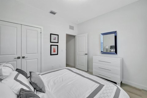 Villa ou maison à louer à Stuart, Floride: 4 chambres, 188.78 m2 № 2248387 - photo 7