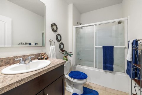 House in Kissimmee, Florida 4 bedrooms, 173.91 sq.m. № 2151378 - photo 9
