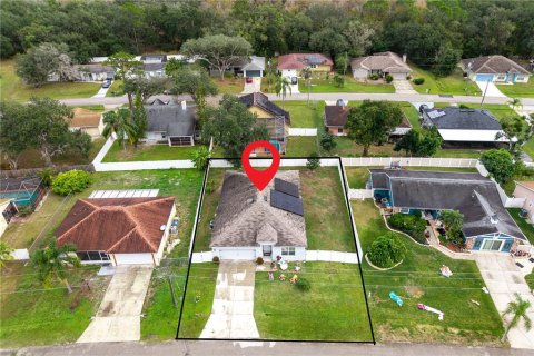 House in Kissimmee, Florida 4 bedrooms, 173.91 sq.m. № 2151378 - photo 20